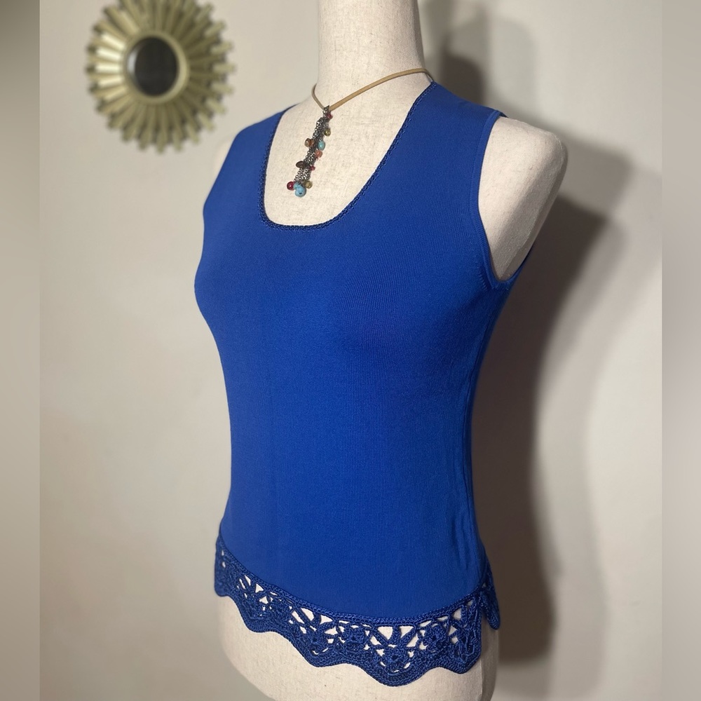 J.A.C. Blue Top - Size medium - Picture 4 of 7